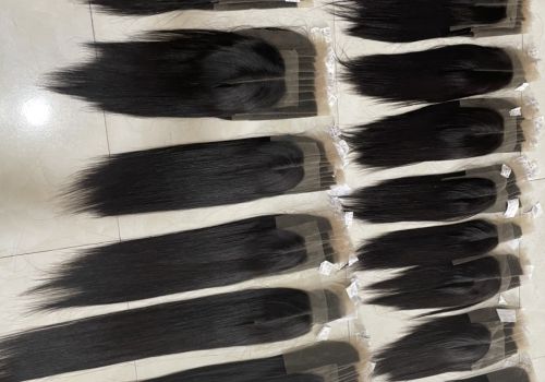 Closure 2x4 middle part bone straight natural color